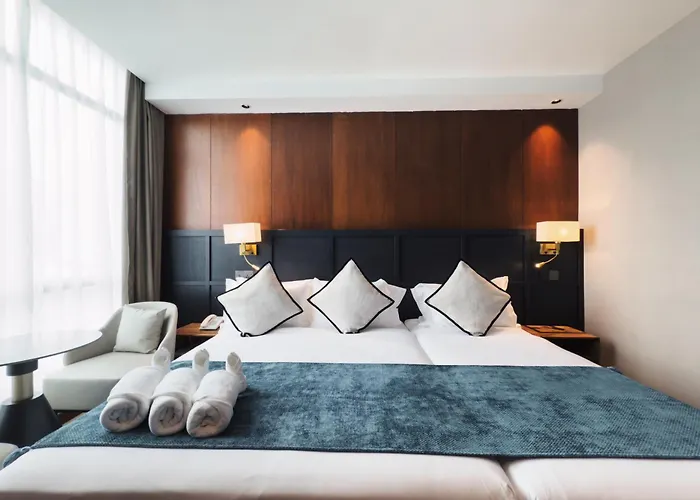 Moon Hotel